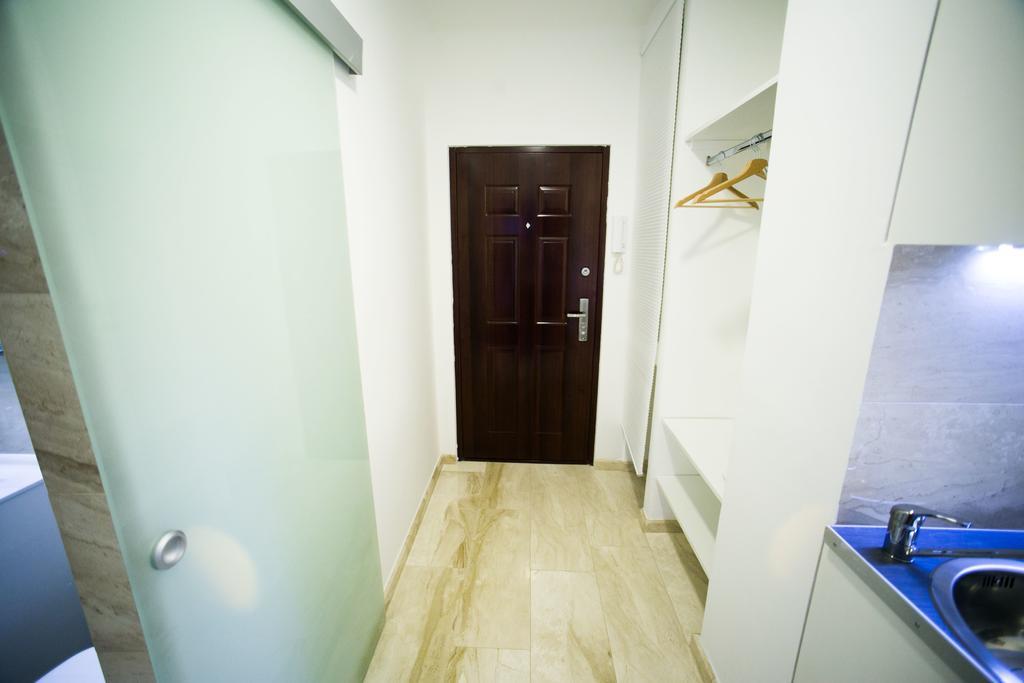 Budapest Downtown Apartments With Balcony & Optional Garage & Restaurant In The Building Pokoj fotografie