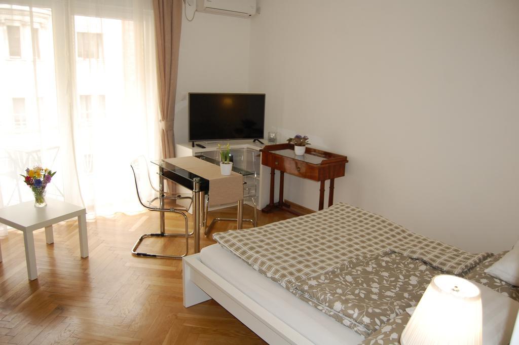 Budapest Downtown Apartments With Balcony & Optional Garage & Restaurant In The Building Exteriér fotografie